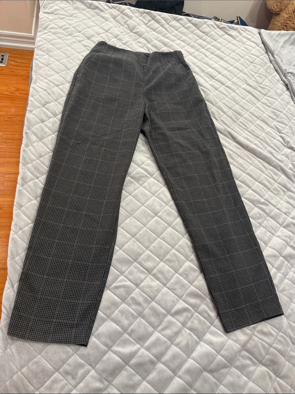 Dynamite women Charcoal Plaid Dress 👖